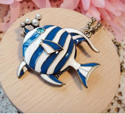Necklace restoring ancient ways